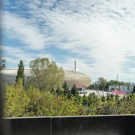 K&m Near Tauron Arena Krakow