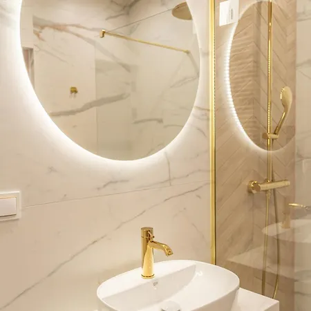 Apartament K&m Near Tauron Arena *